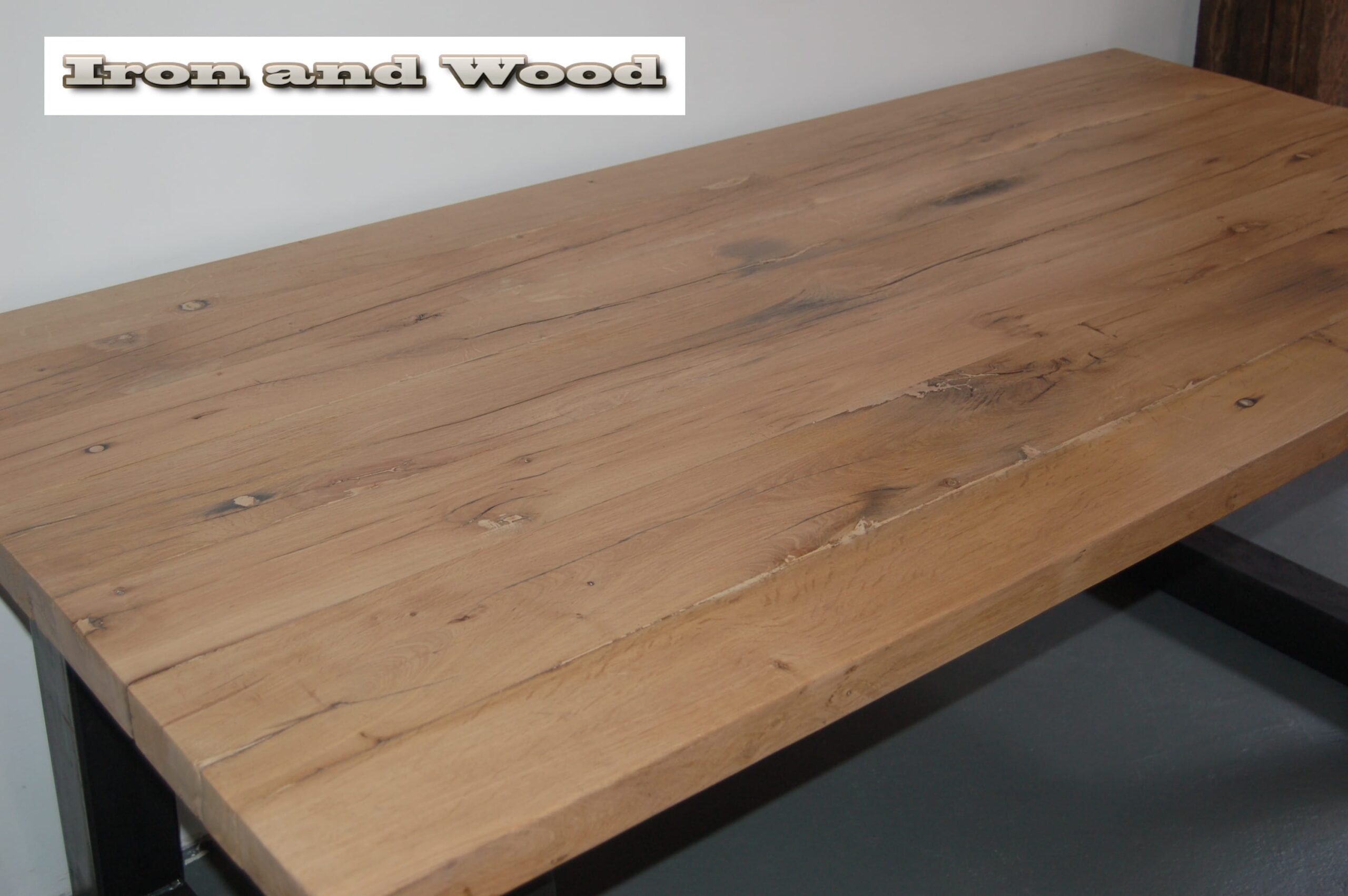 Stoere industriële tafel "Boston" - Afbeelding 7