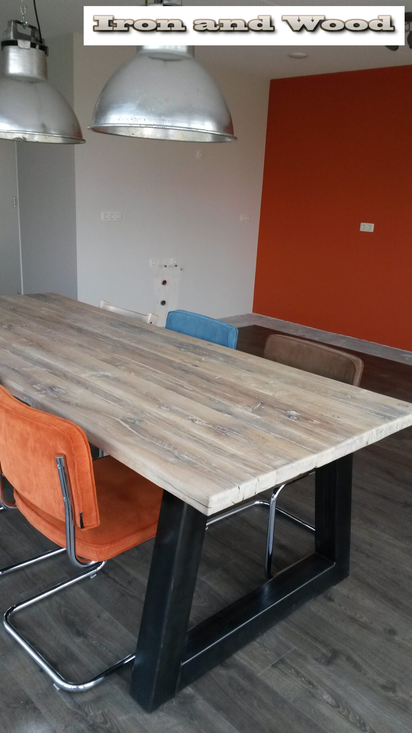 Stoere industriële tafel "Boston" - Afbeelding 3