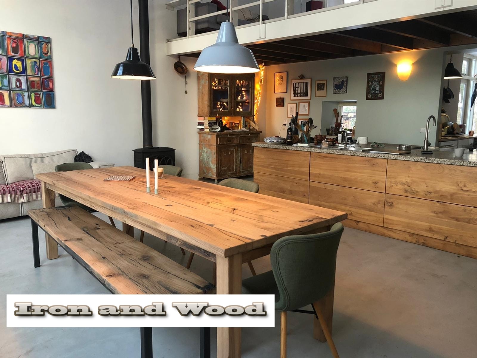 Oud eiken eettafel "Moskou"
