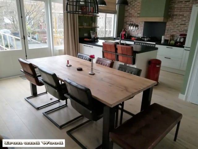 Robuuste industriële eettafel "Birmingham"