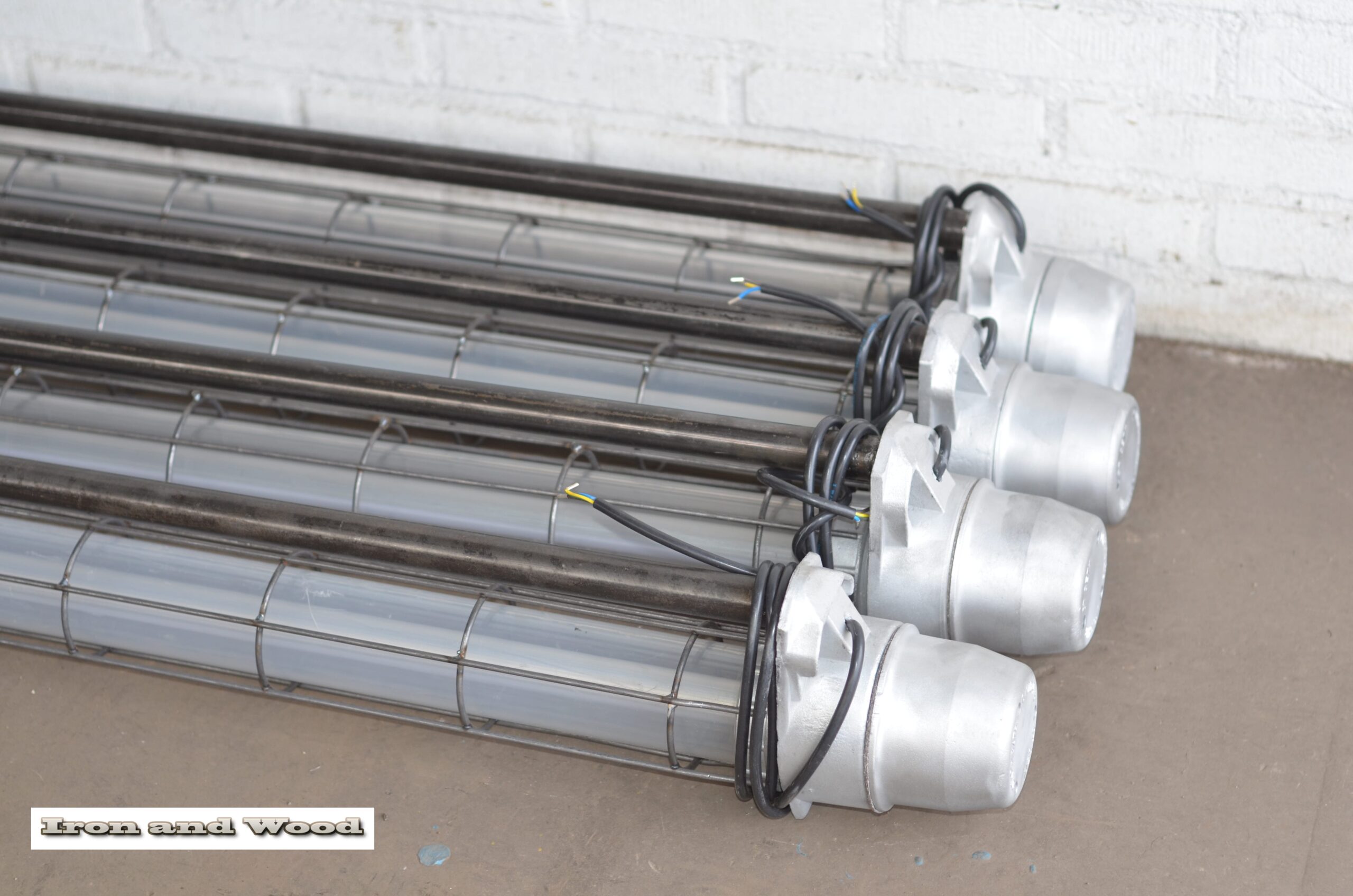 Industriele oude gepolijste TL lamp / kooilamp / TL tube met dimbare led TL - Image 6