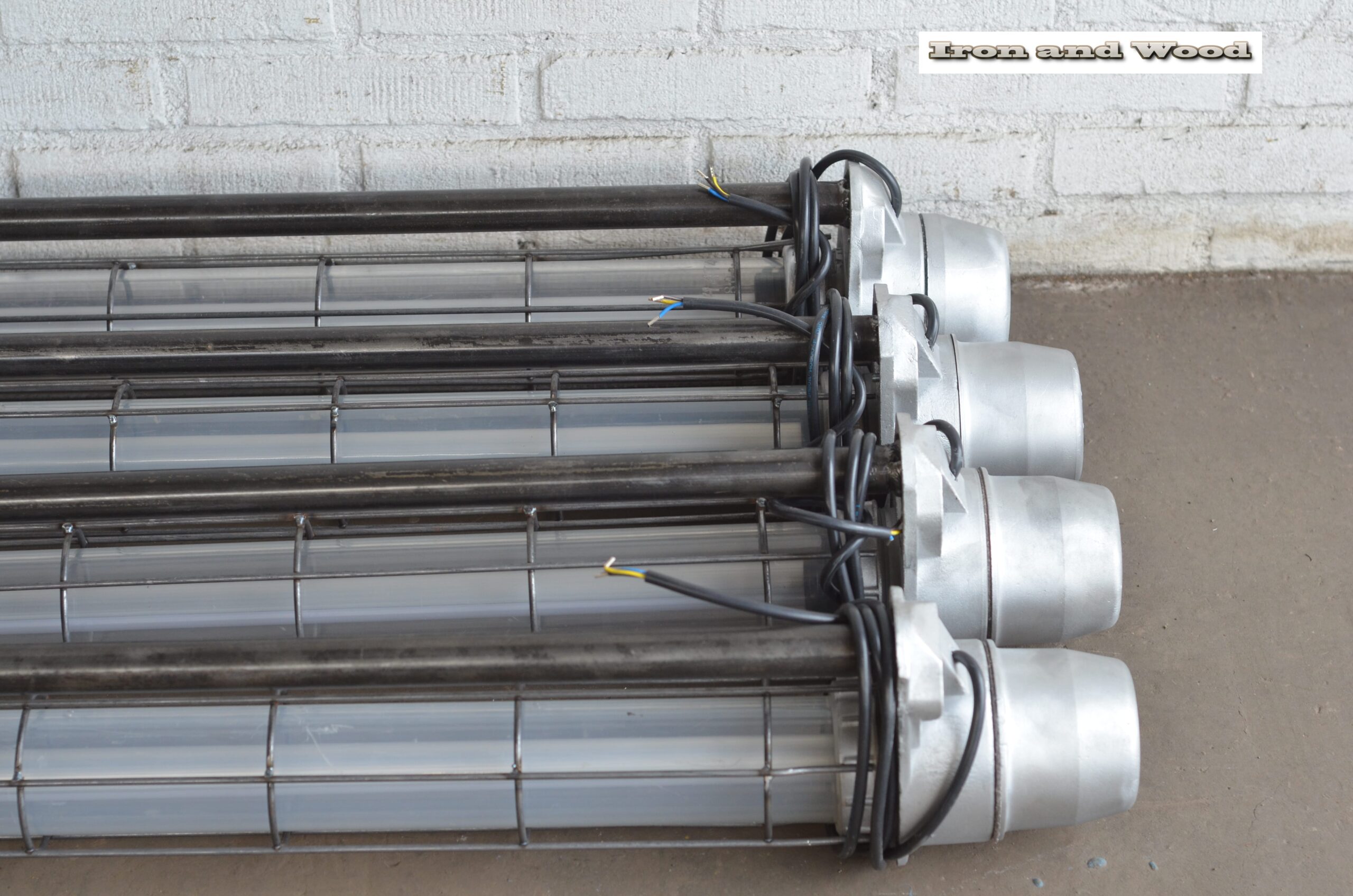 Industriele oude gepolijste TL lamp / kooilamp / TL tube met dimbare led TL - Image 16