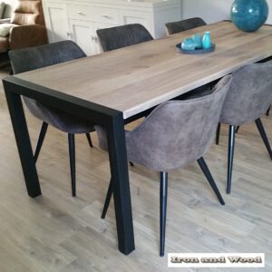 Industriele eettafel "Nevada"
