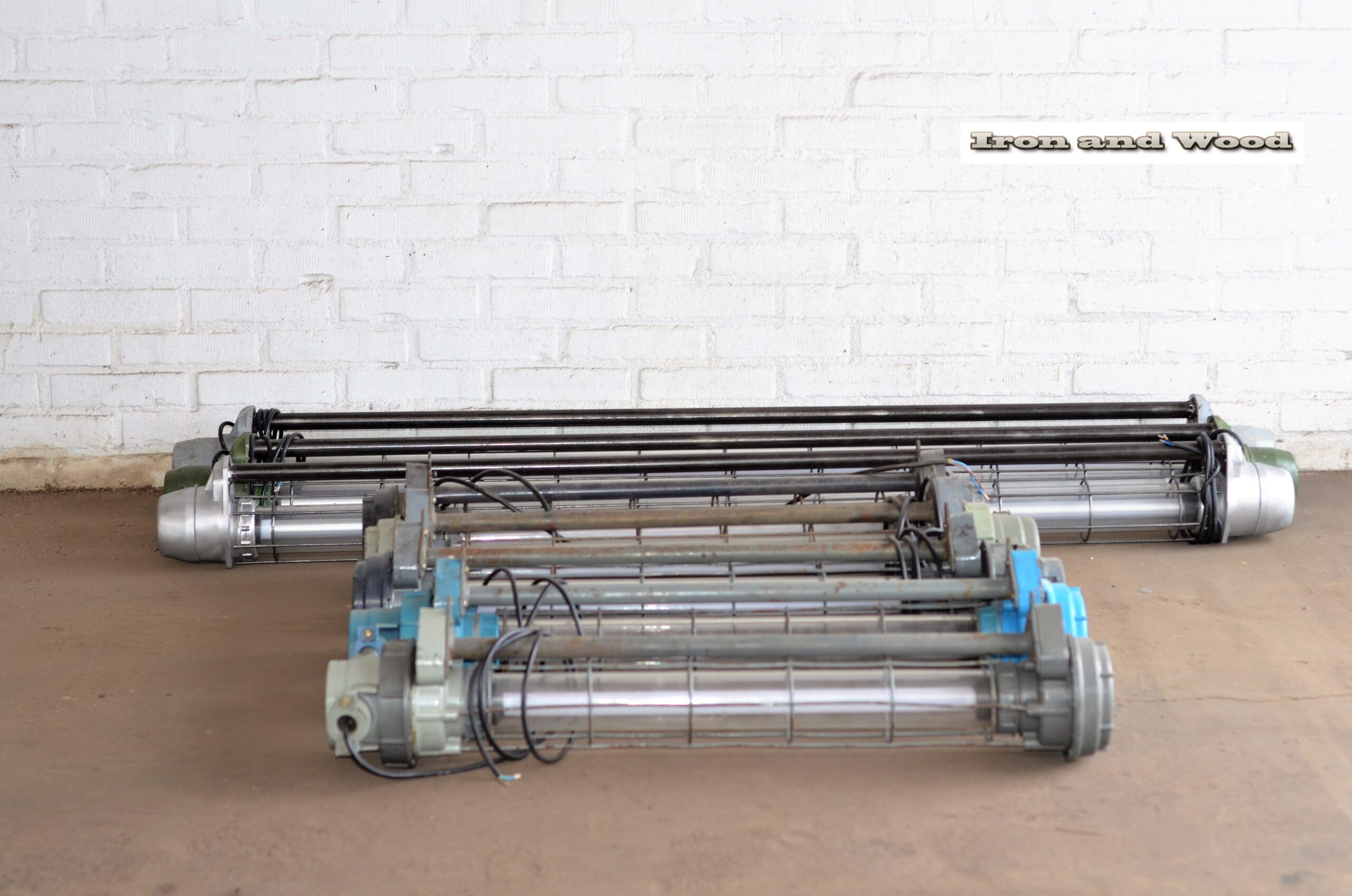 Industriele oude gepolijste TL lamp / kooilamp / TL tube met dimbare led TL - Image 22