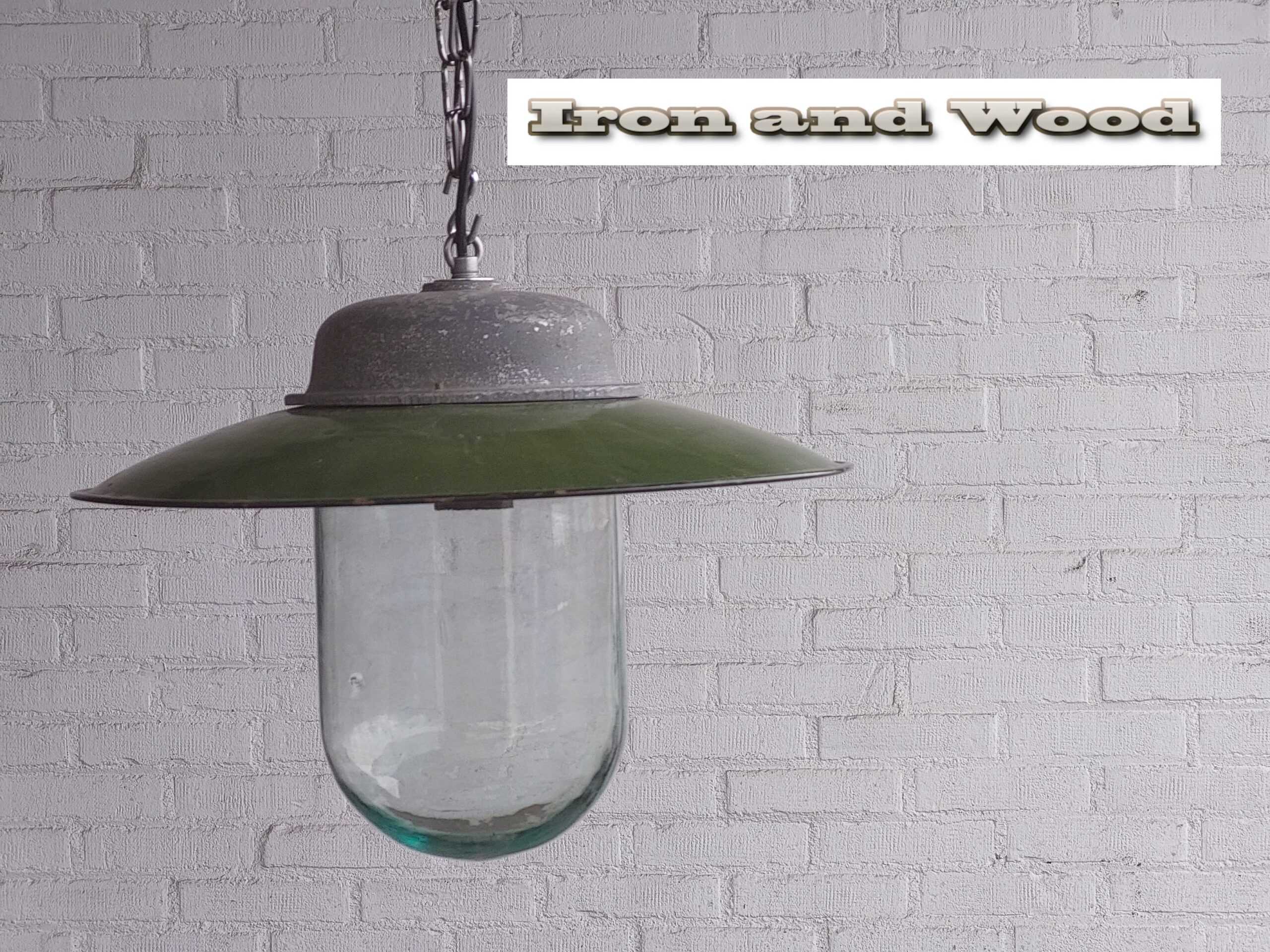 Oude groene emaille lamp met glazen stolp - Afbeelding 4
