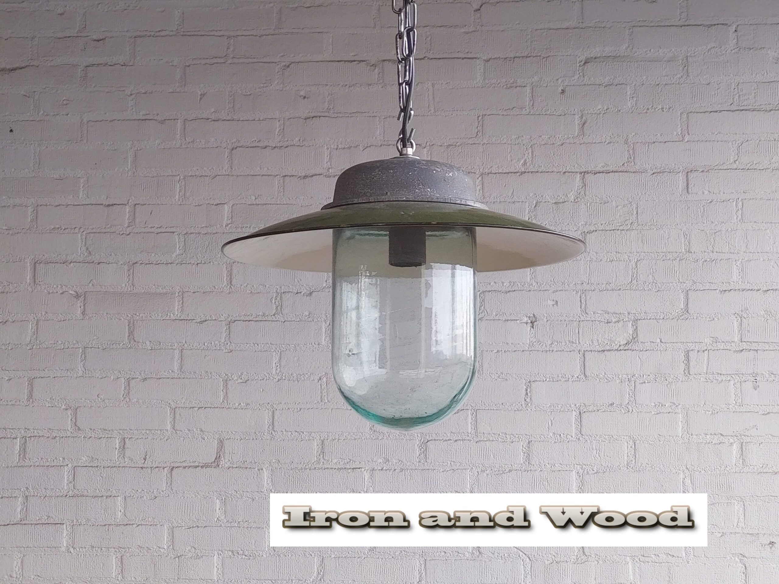 Oude groene emaille lamp met glazen stolp - Afbeelding 2