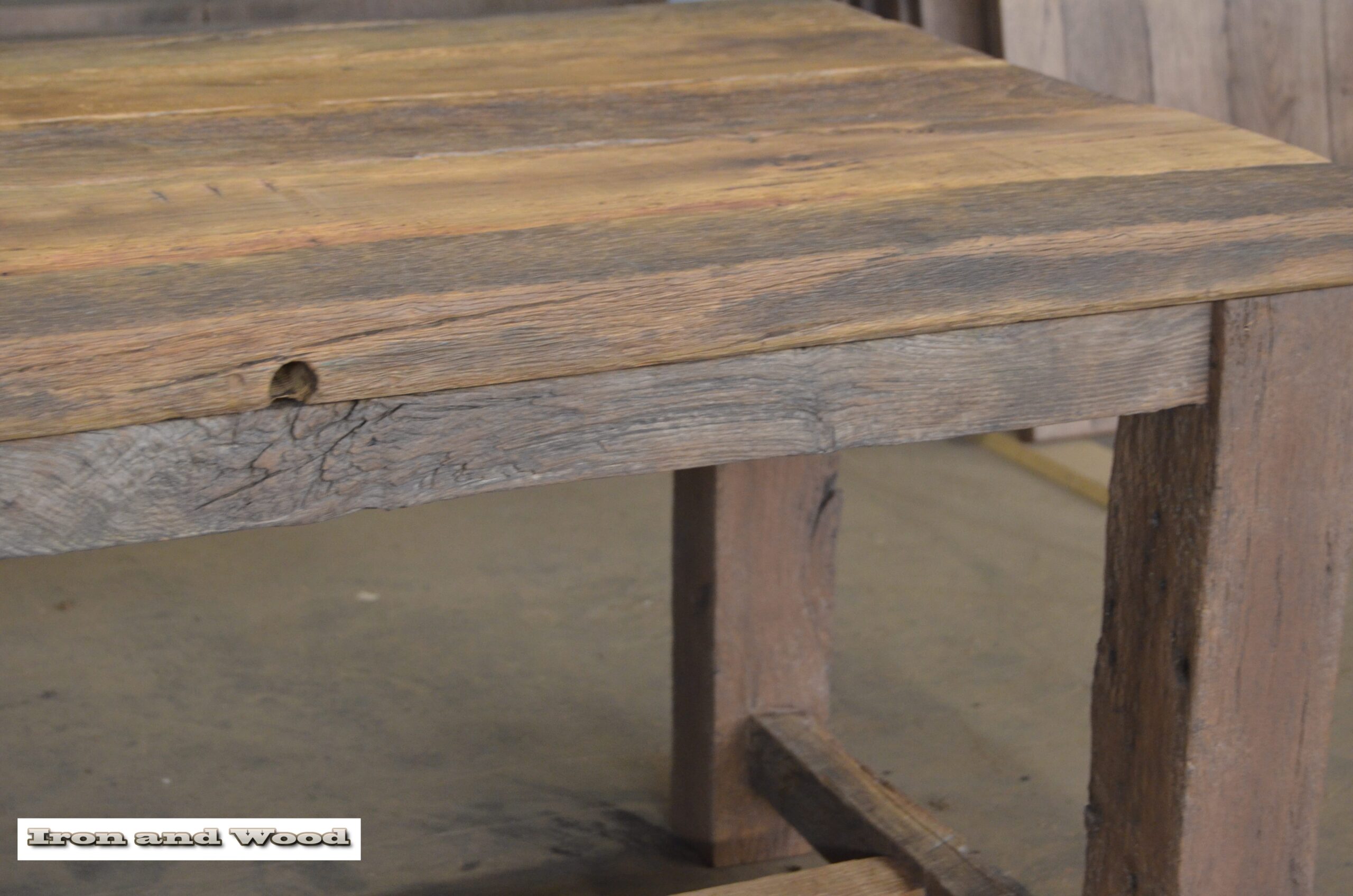 Oud eiken barnwood kloostertafel "Praag" - Afbeelding 16