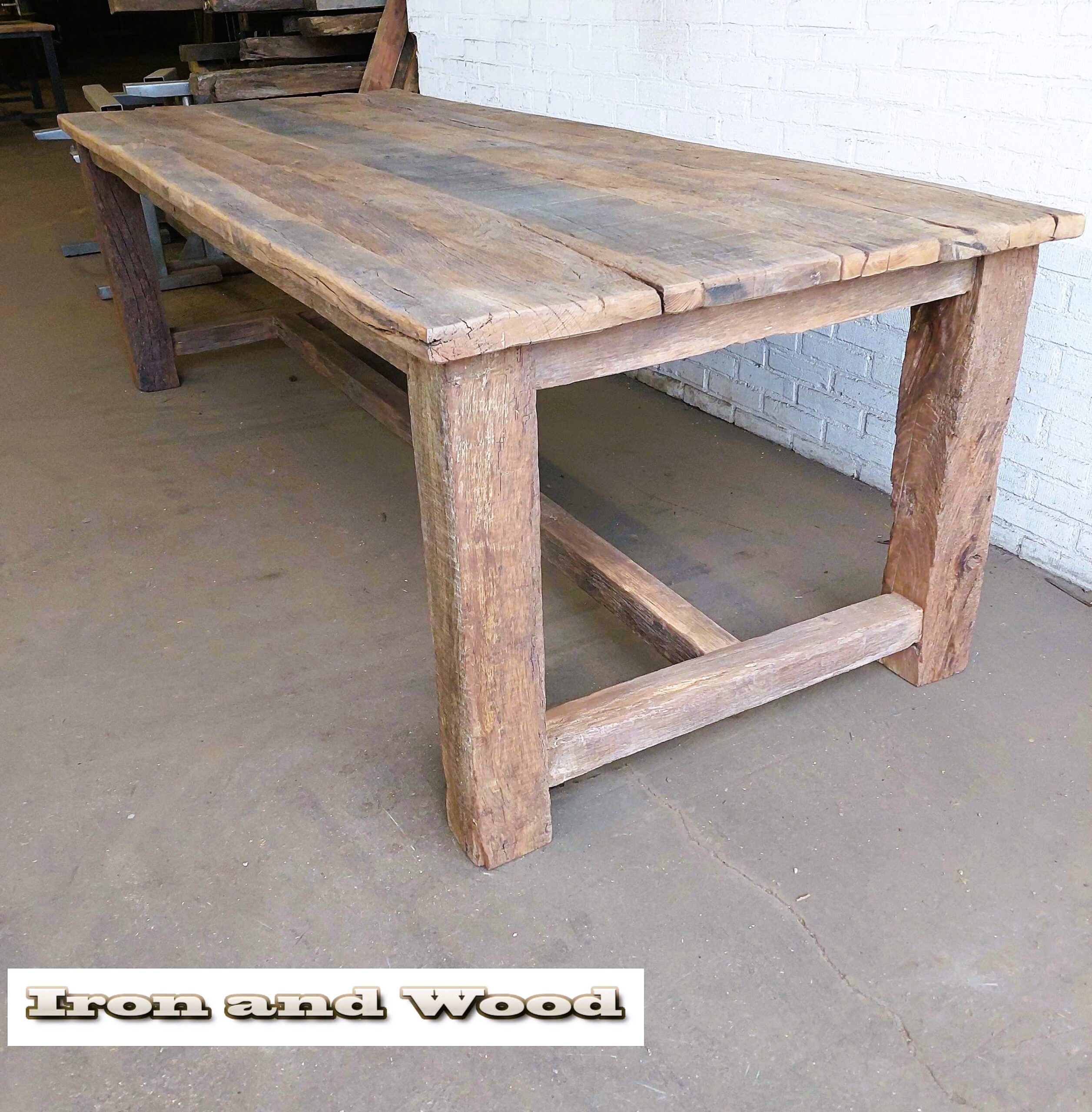 Oud eiken barnwood kloostertafel "Praag"