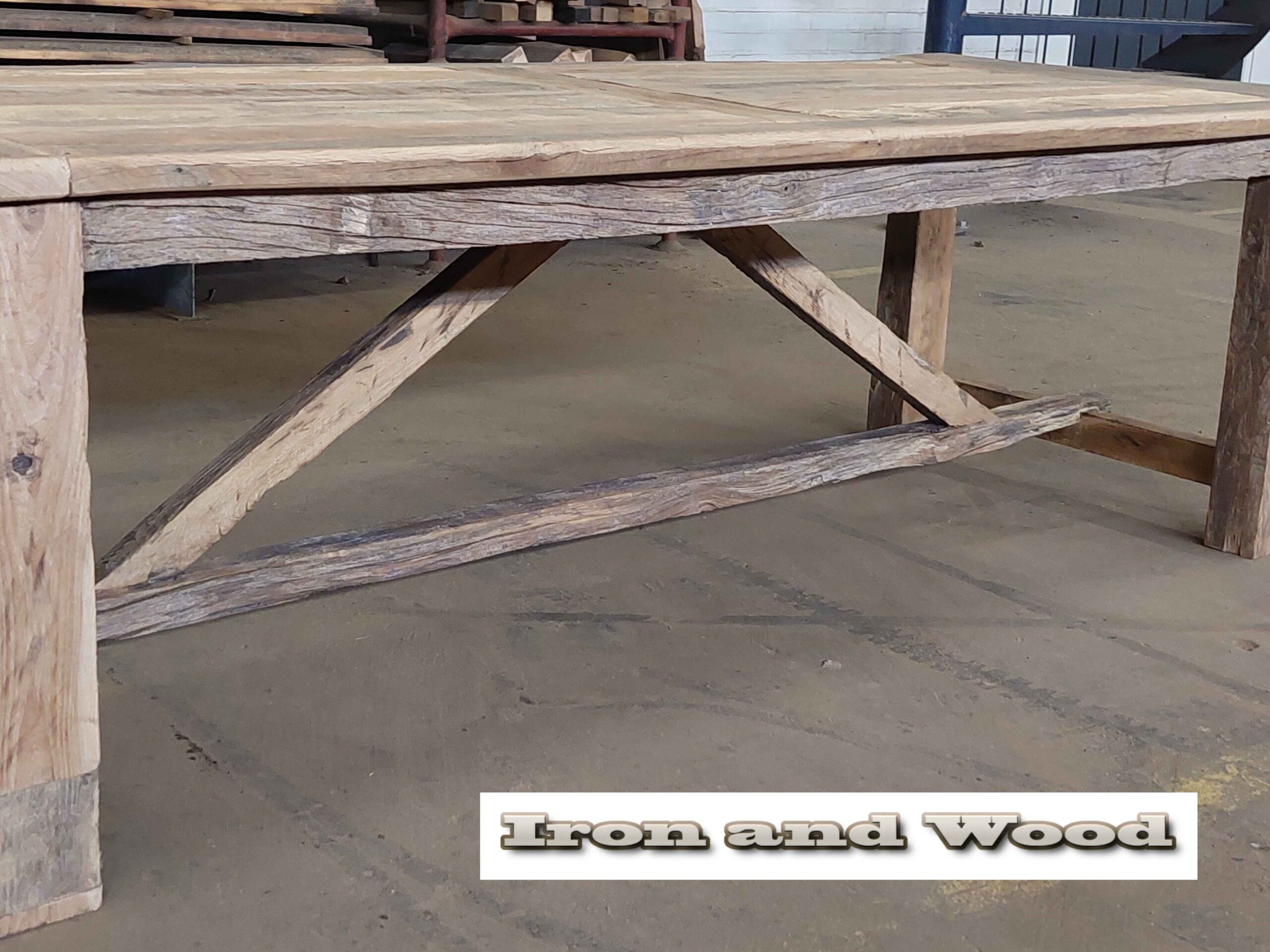 Oud eiken barnwood kloostertafel "Kiev" - Afbeelding 12