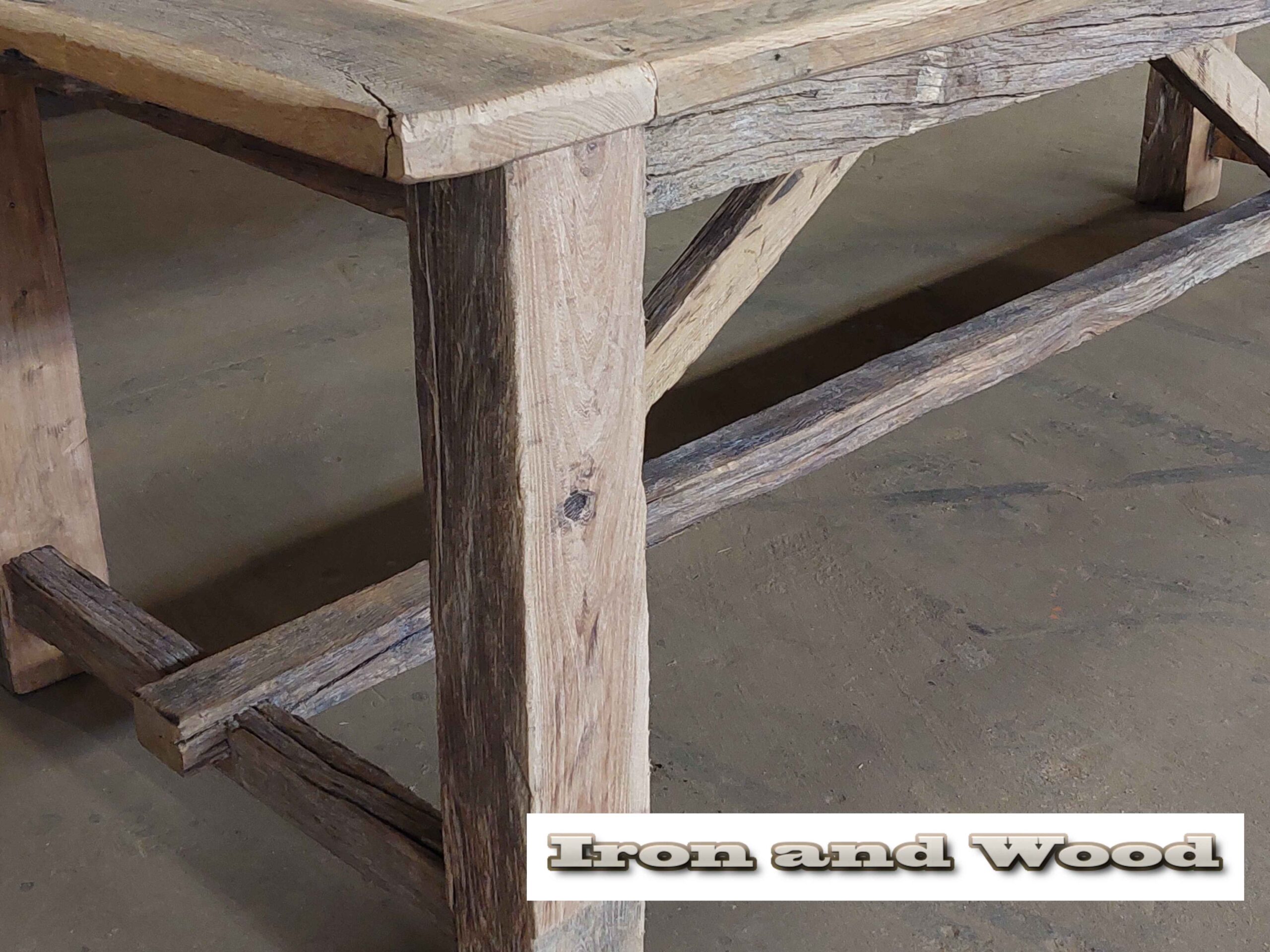 Oud eiken barnwood kloostertafel "Kiev" - Afbeelding 14
