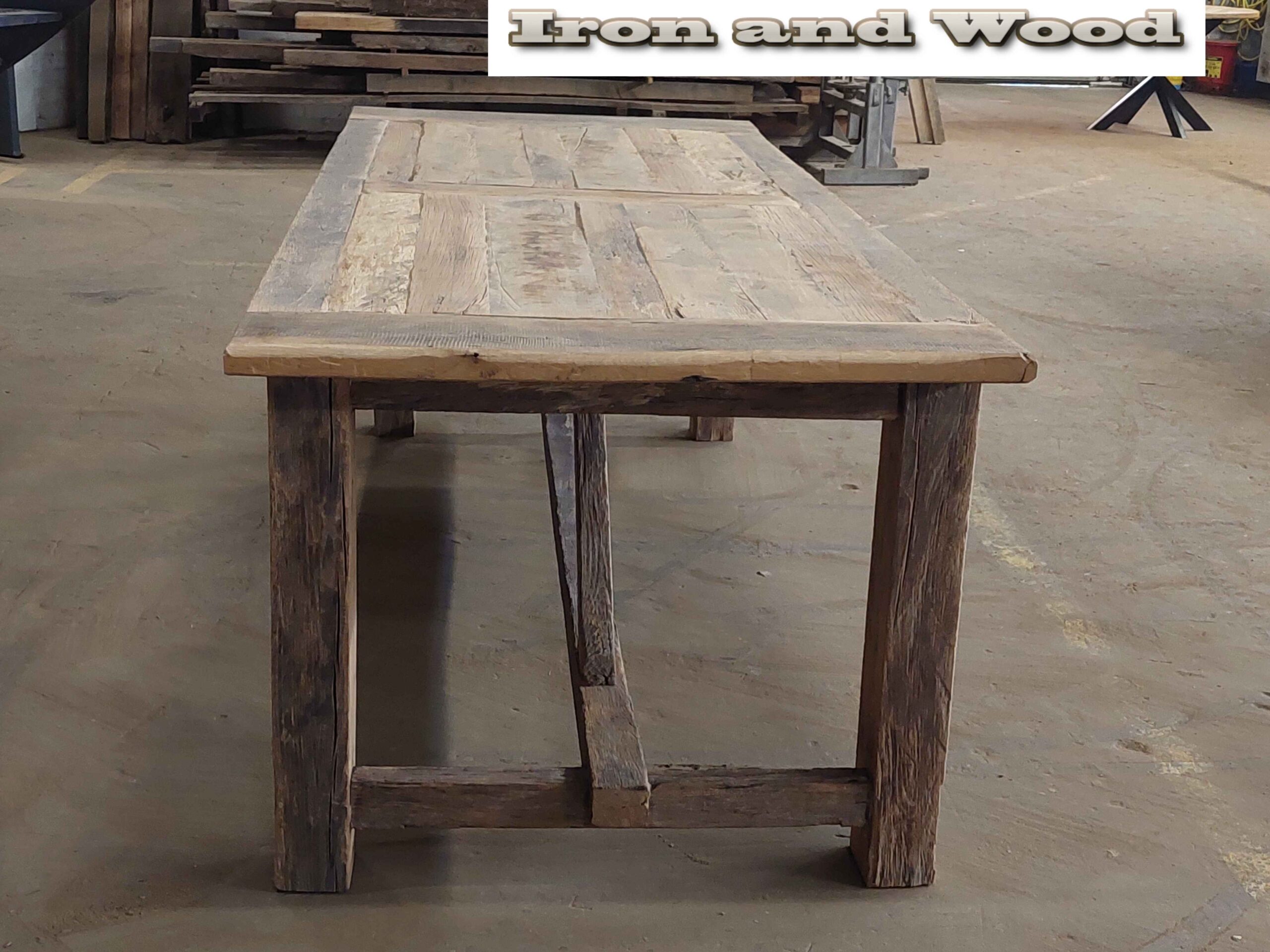 Oud eiken barnwood kloostertafel "Kiev" - Afbeelding 9