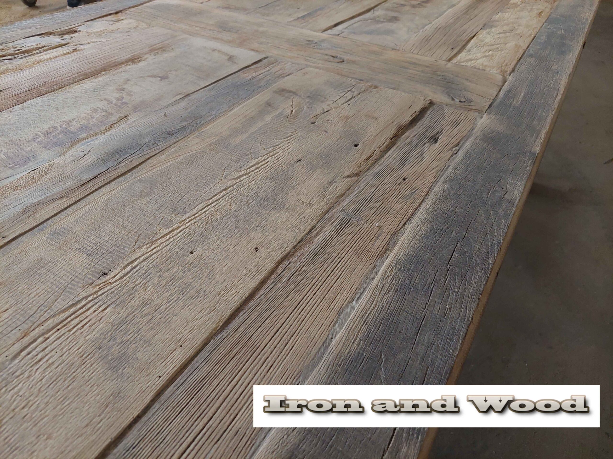Oud eiken barnwood kloostertafel "Kiev" - Afbeelding 11