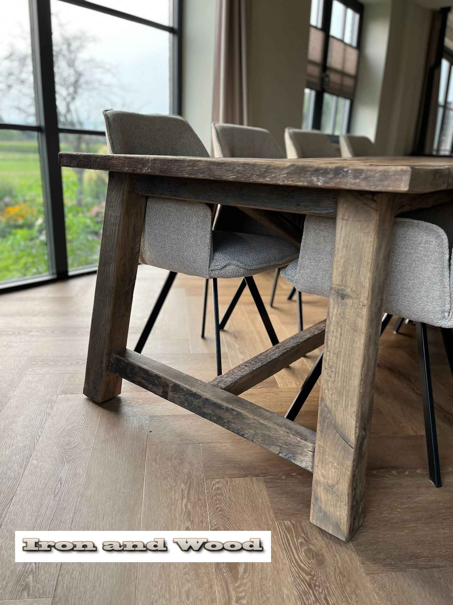 Eiken barnwood kloostertafel "Leningrad" - Afbeelding 7