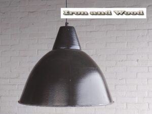 Vintage oude zwarte emaille lamp / fabriekslamp