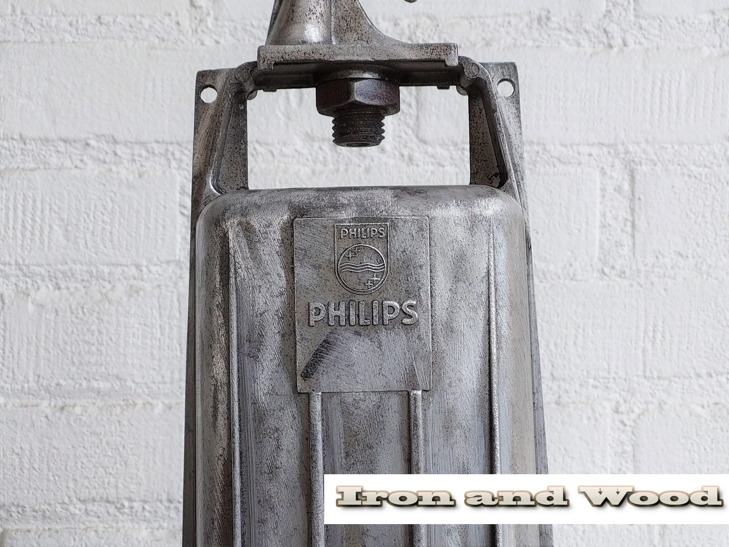 Grote zwarte industriële oude Philips lamp / fabriekslamp - Afbeelding 2