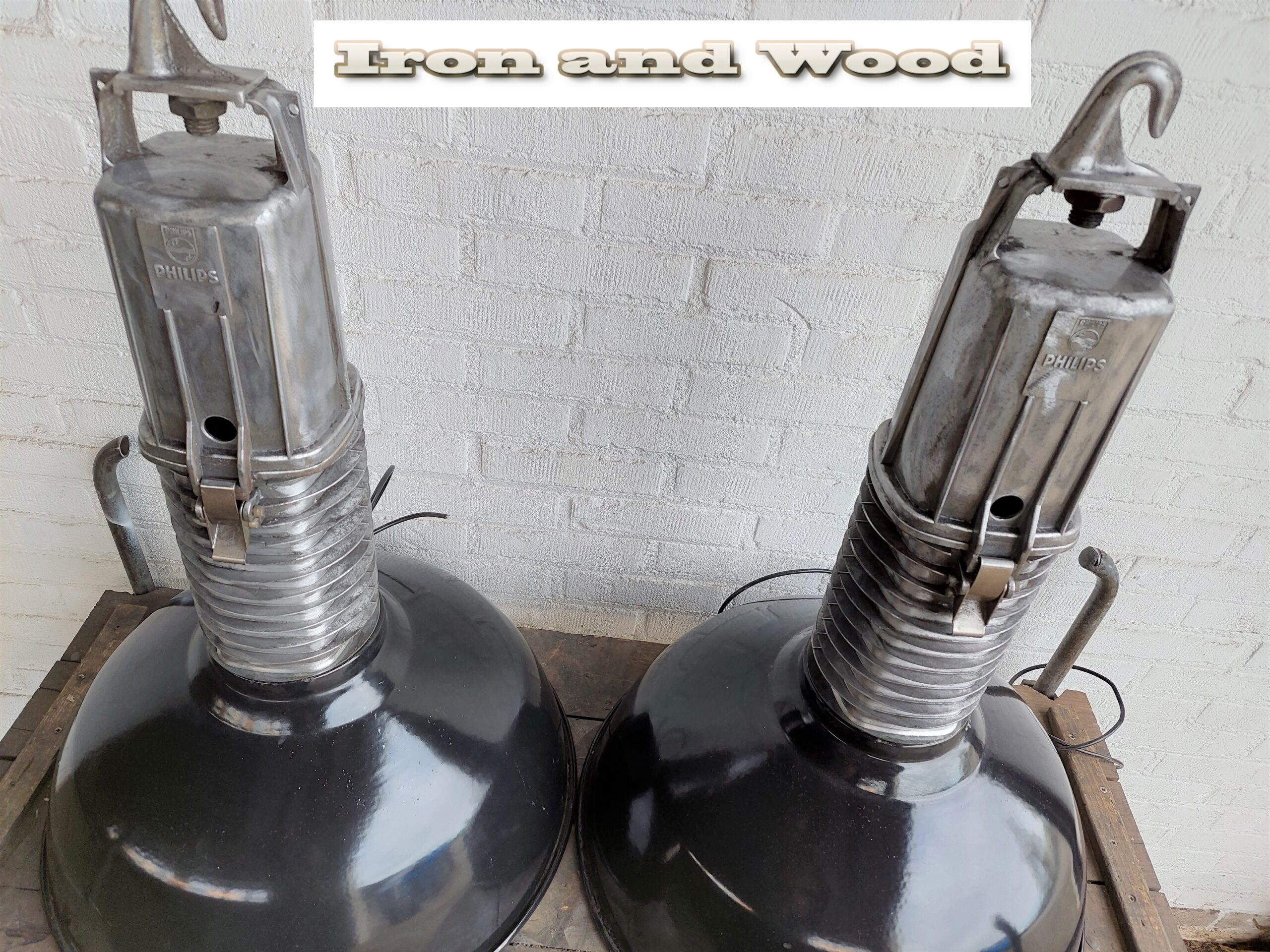 Grote zwarte industriële oude Philips lamp / fabriekslamp - Afbeelding 9