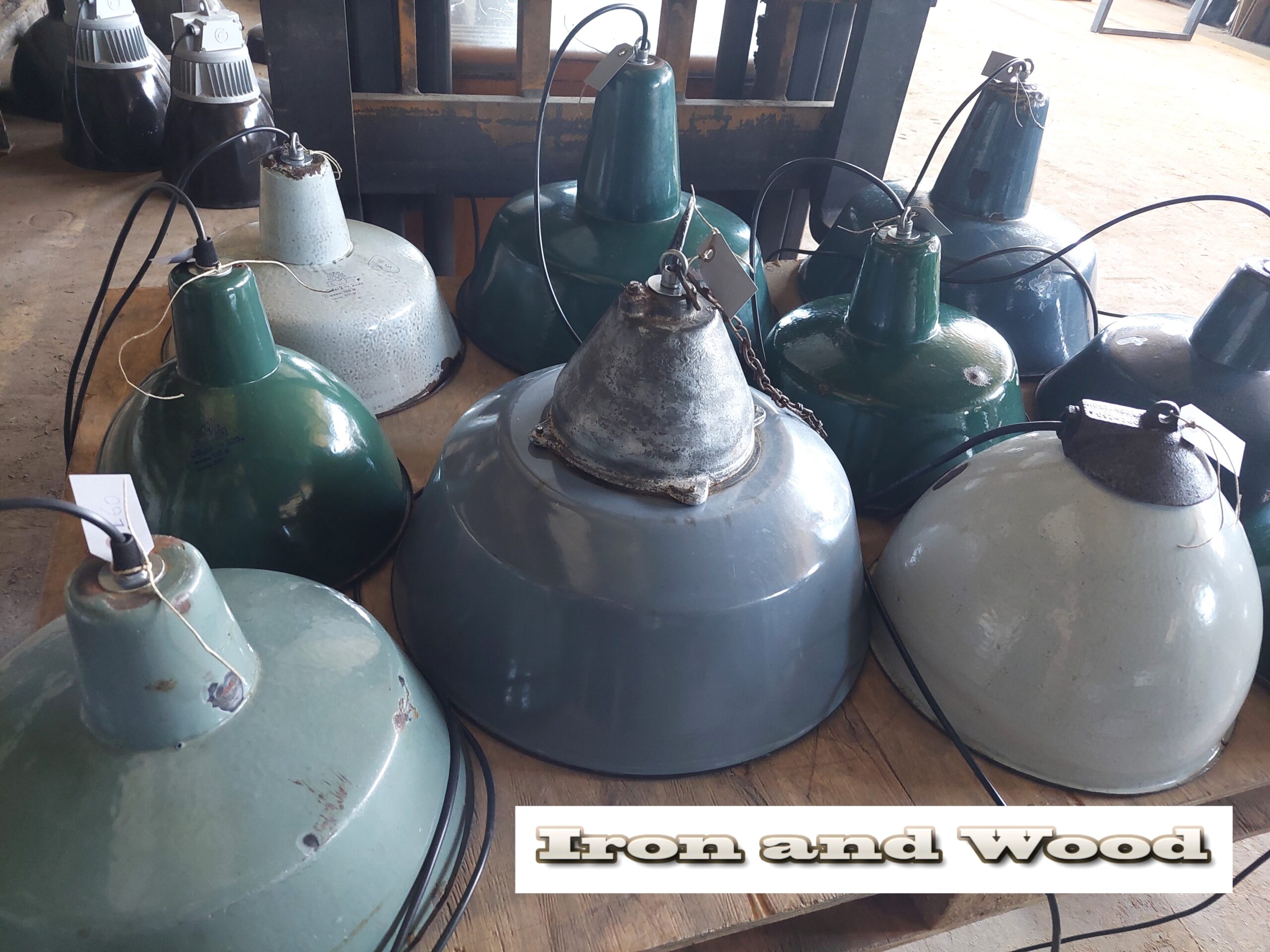 Vintage grijze oude emaille lamp - Afbeelding 9