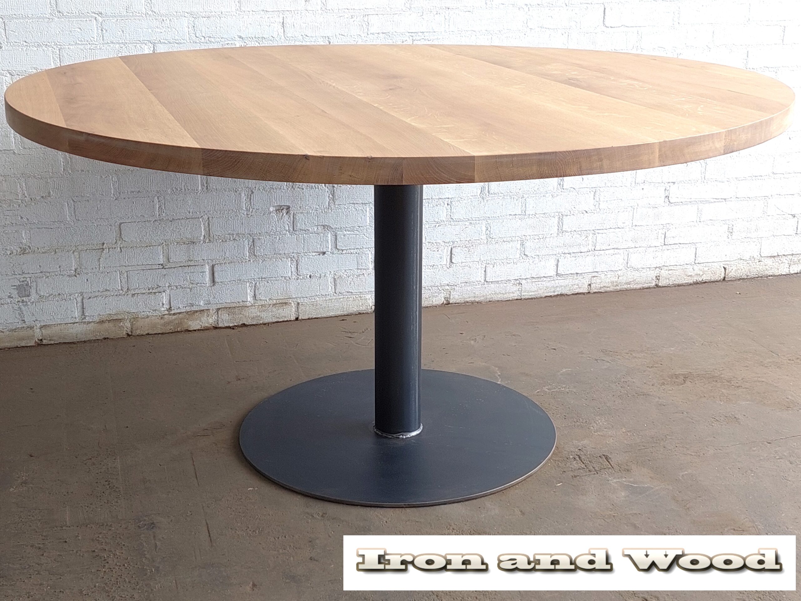 Ronde industriele eettafel "Lille"