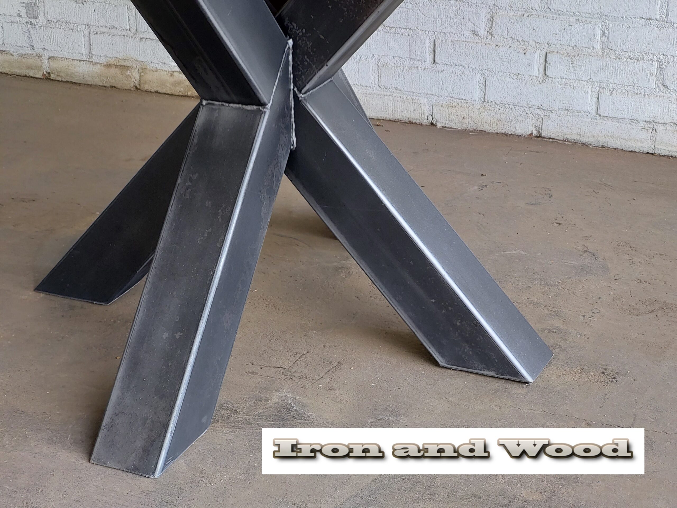 Ronde industriele eettafel "Nancy" - Image 8