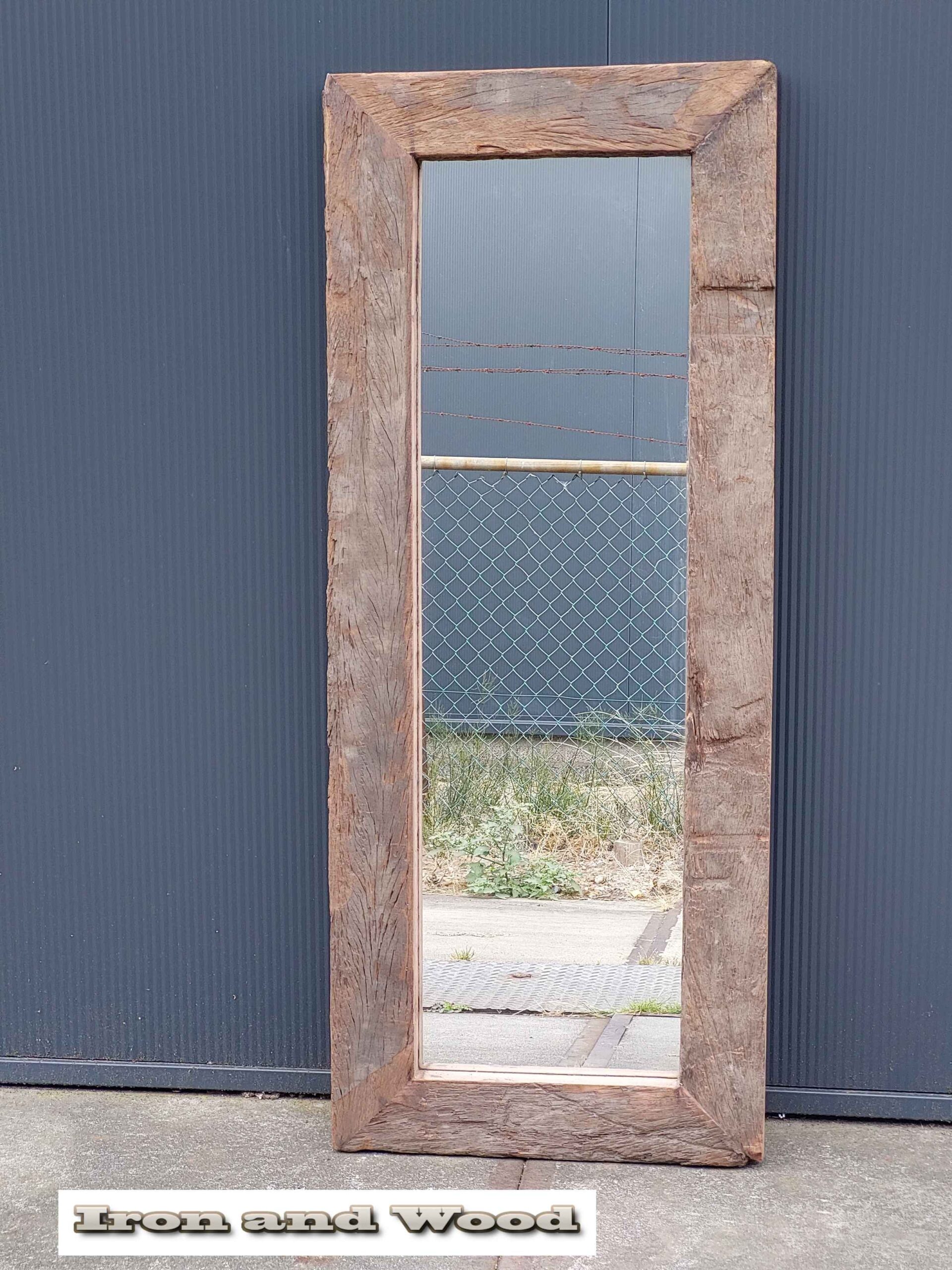 Grote robuuste spiegel van hardhouten wagonplanken afm 139 x 57 lijst 10,5 cm - Afbeelding 7