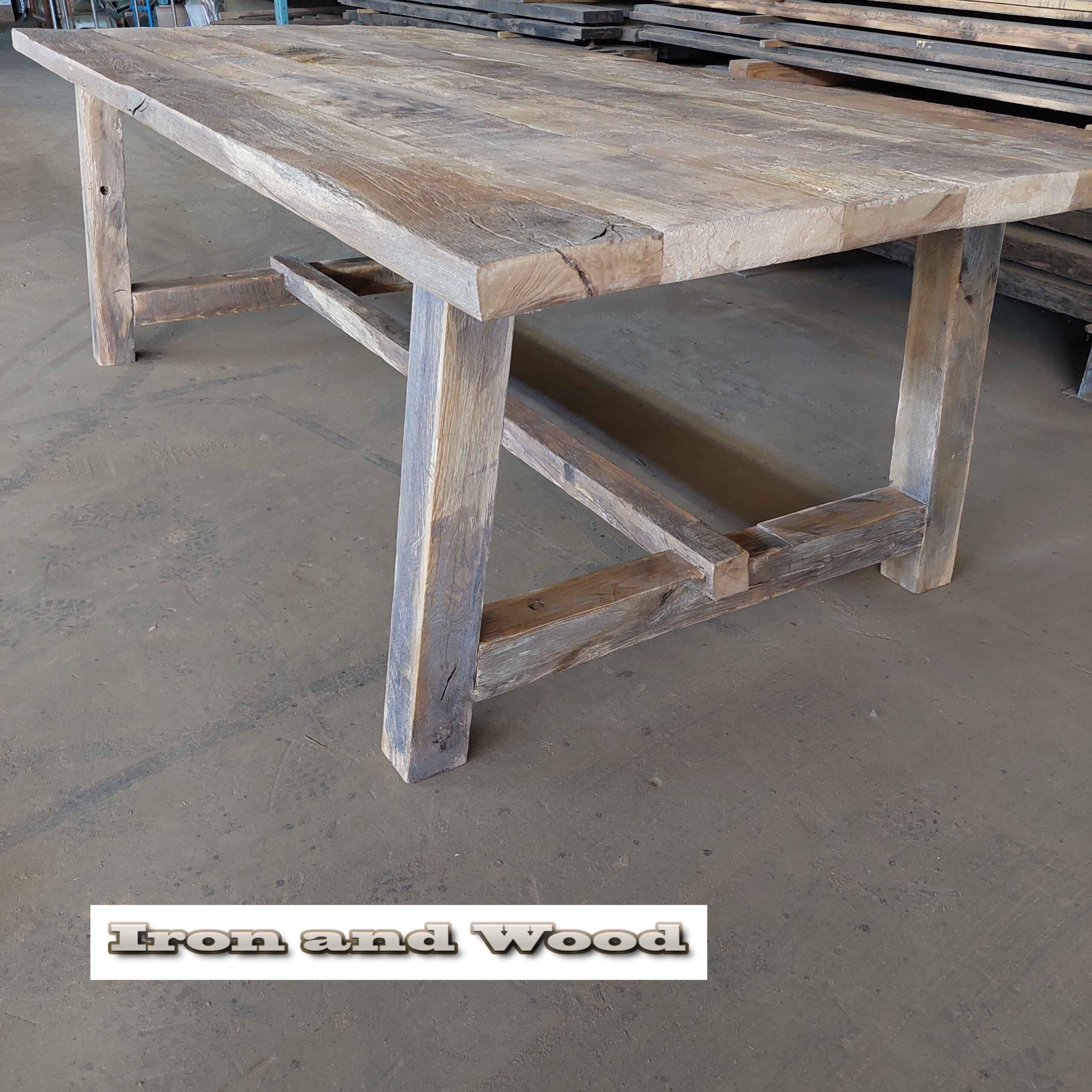 Oud eiken barnwood kloostertafel "Reykjavik"