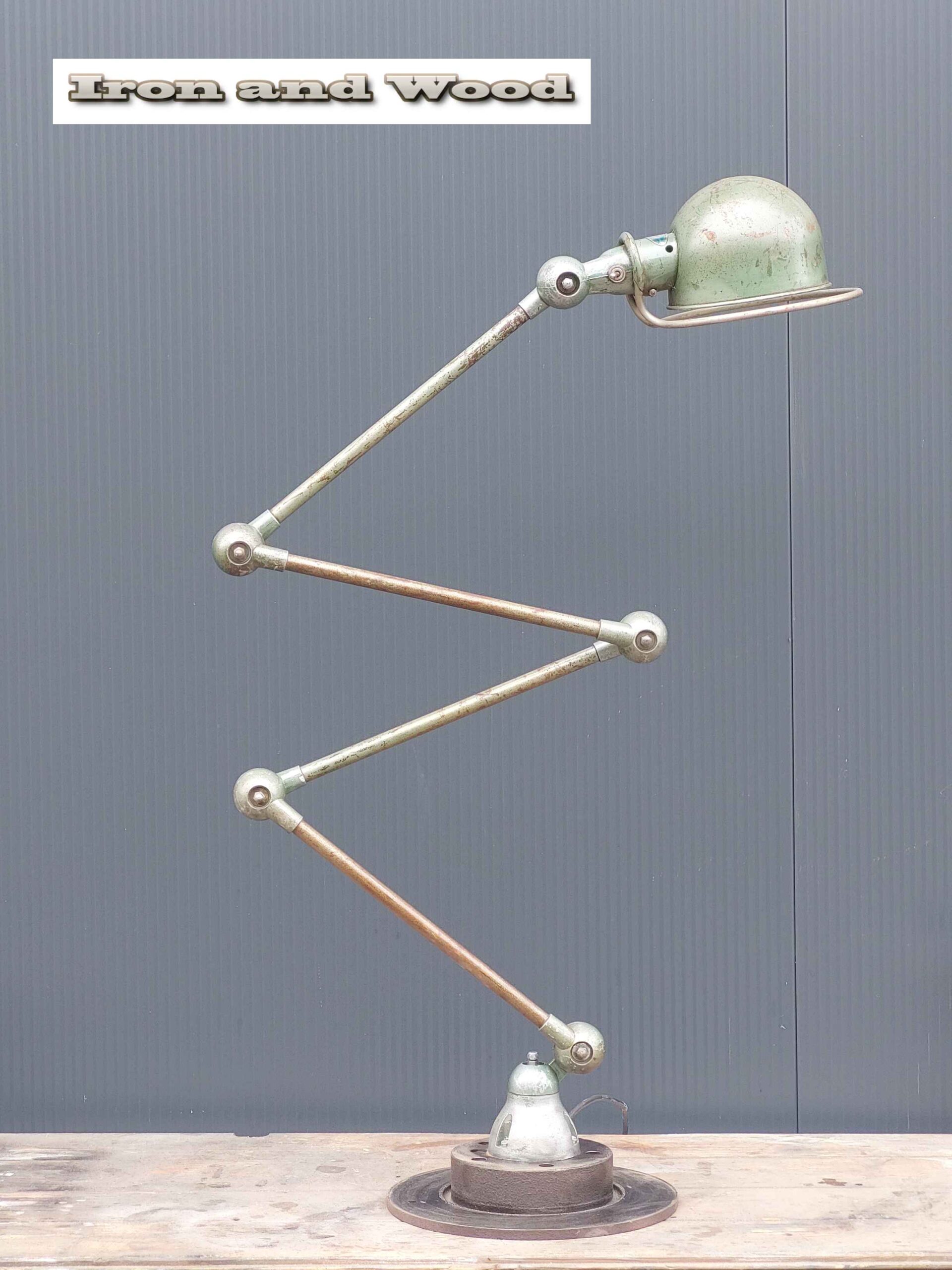 Groene oude vintage industriele 4 arm Jielde lamp - Afbeelding 9