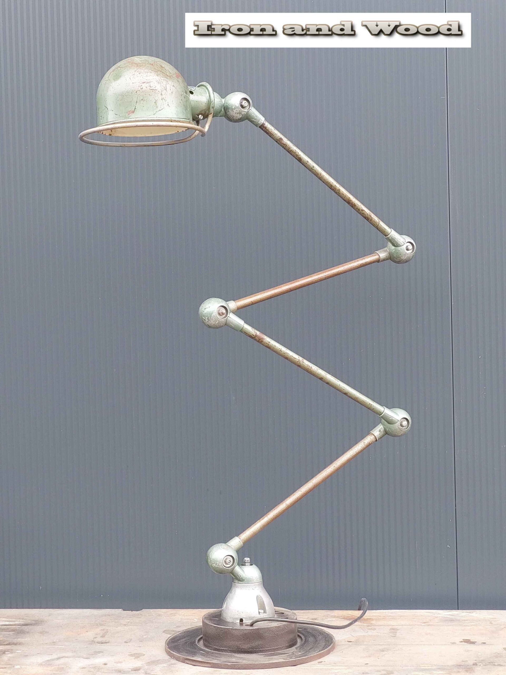 Groene oude vintage industriele 4 arm Jielde lamp - Afbeelding 6