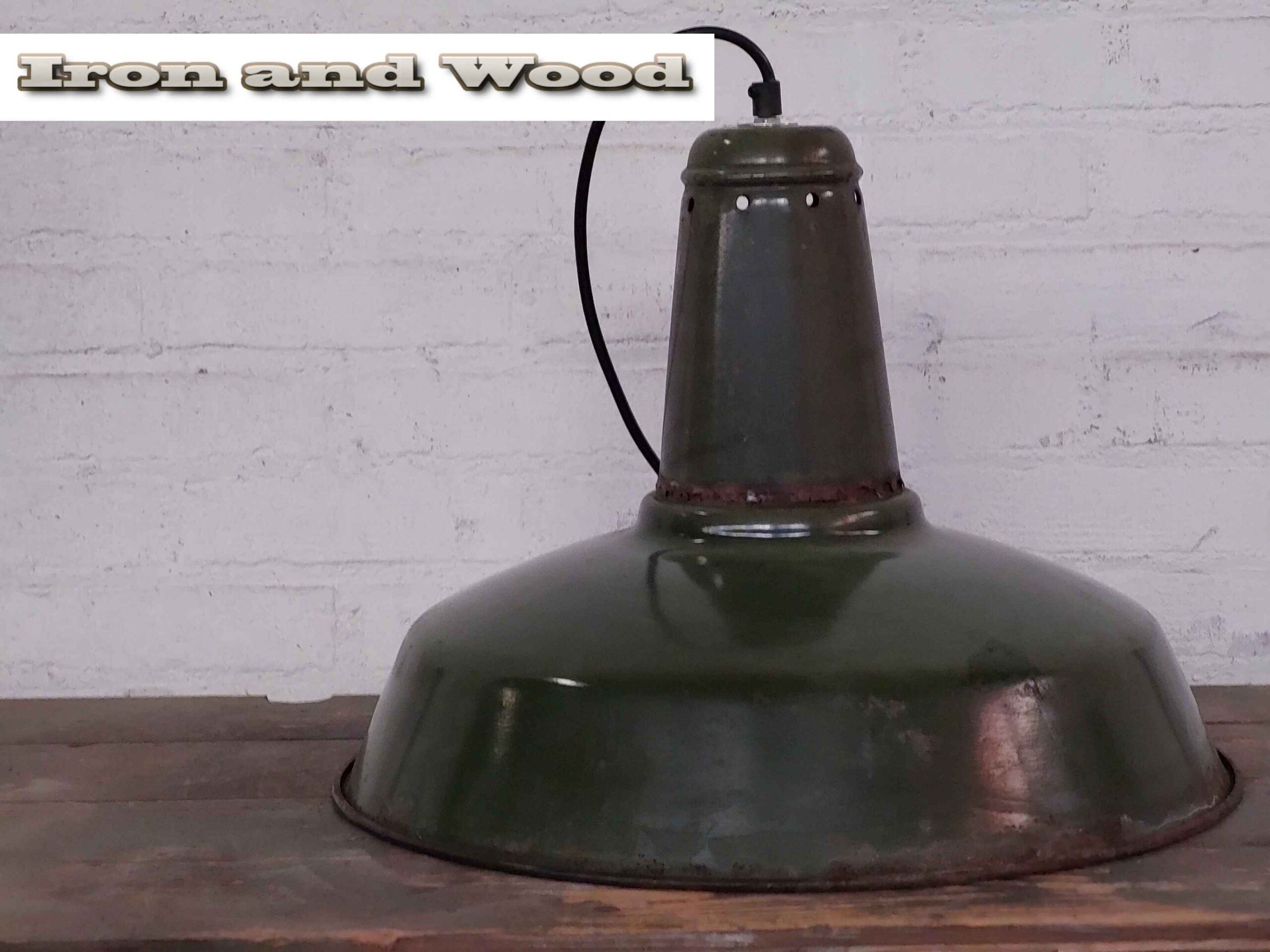 Groene grote oude vintage emaille lamp - Afbeelding 4